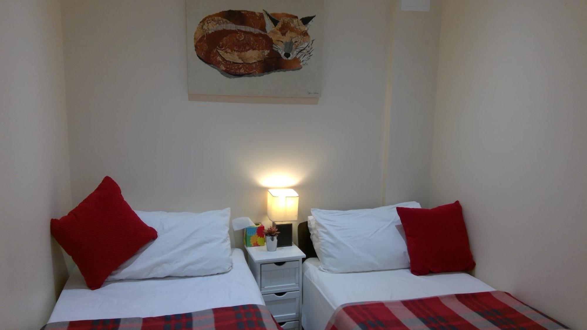 Luxury London Ensuite Double Room, Park Free, Tram-Train! Митчам Экстерьер фото